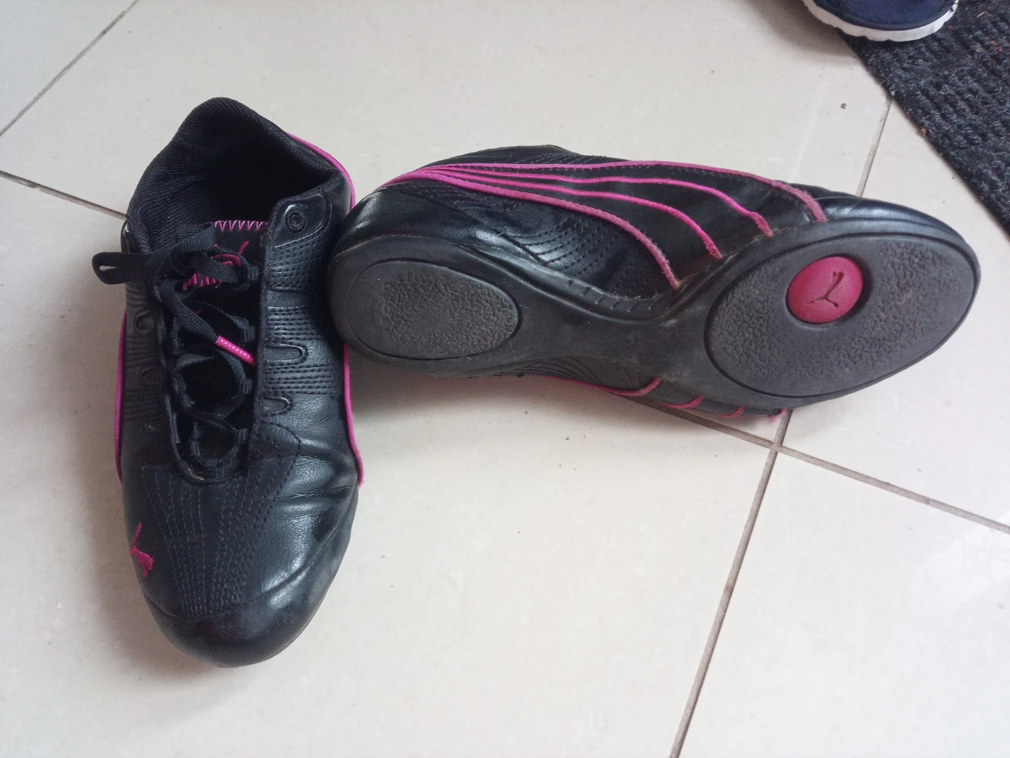 Puma Black and Pink Sneakers -us6.5 - photo 2