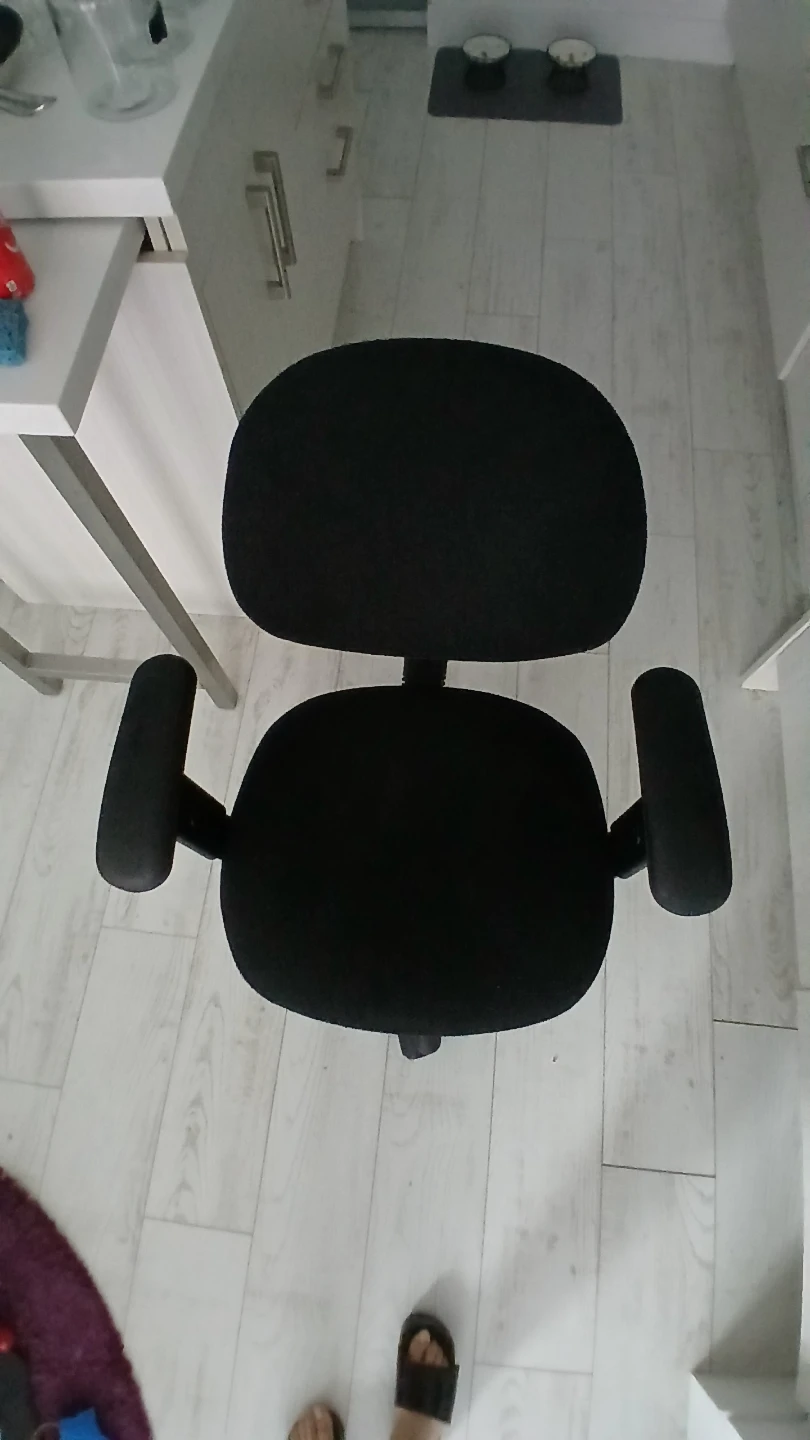 Black Office Chair - photo 2