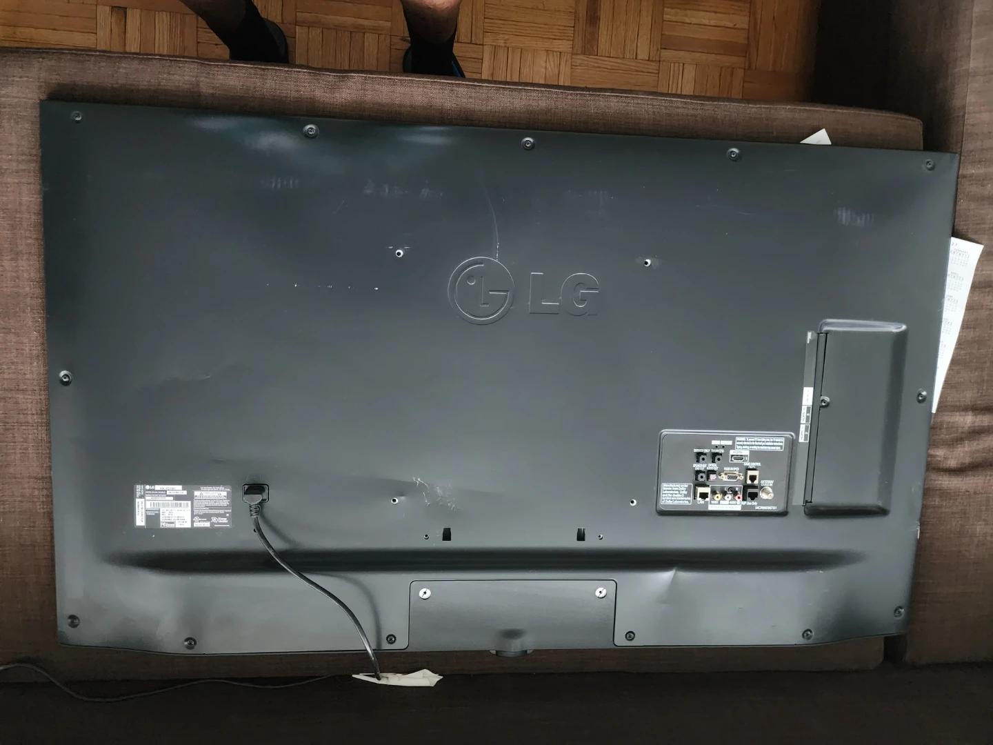 LG 49" 49LX570H Commercial TV - photo 2