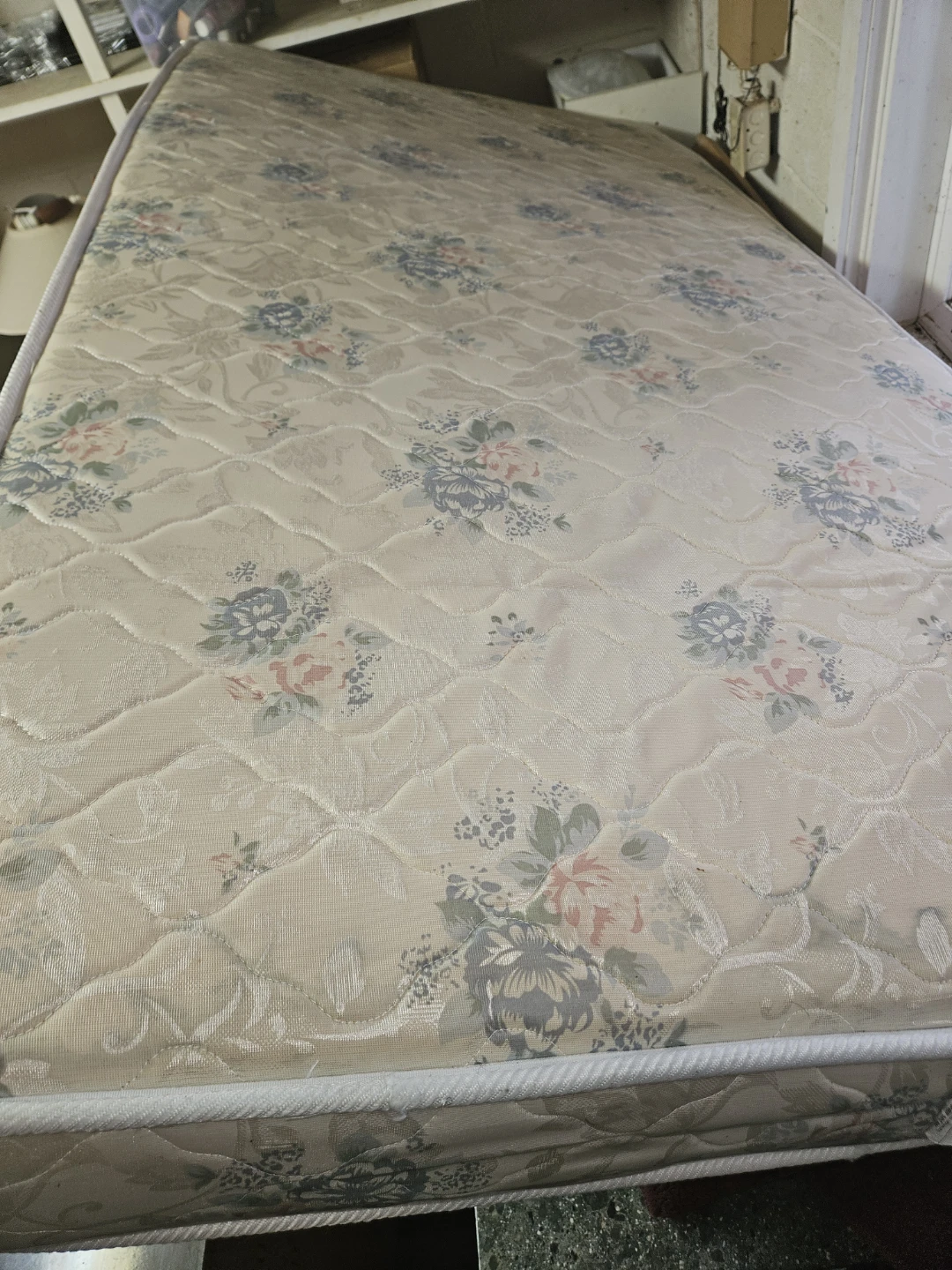 Mattress single bed