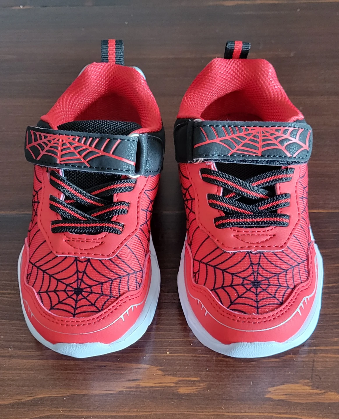 Kids Spider-Man Light-Up Sneakers Size 7