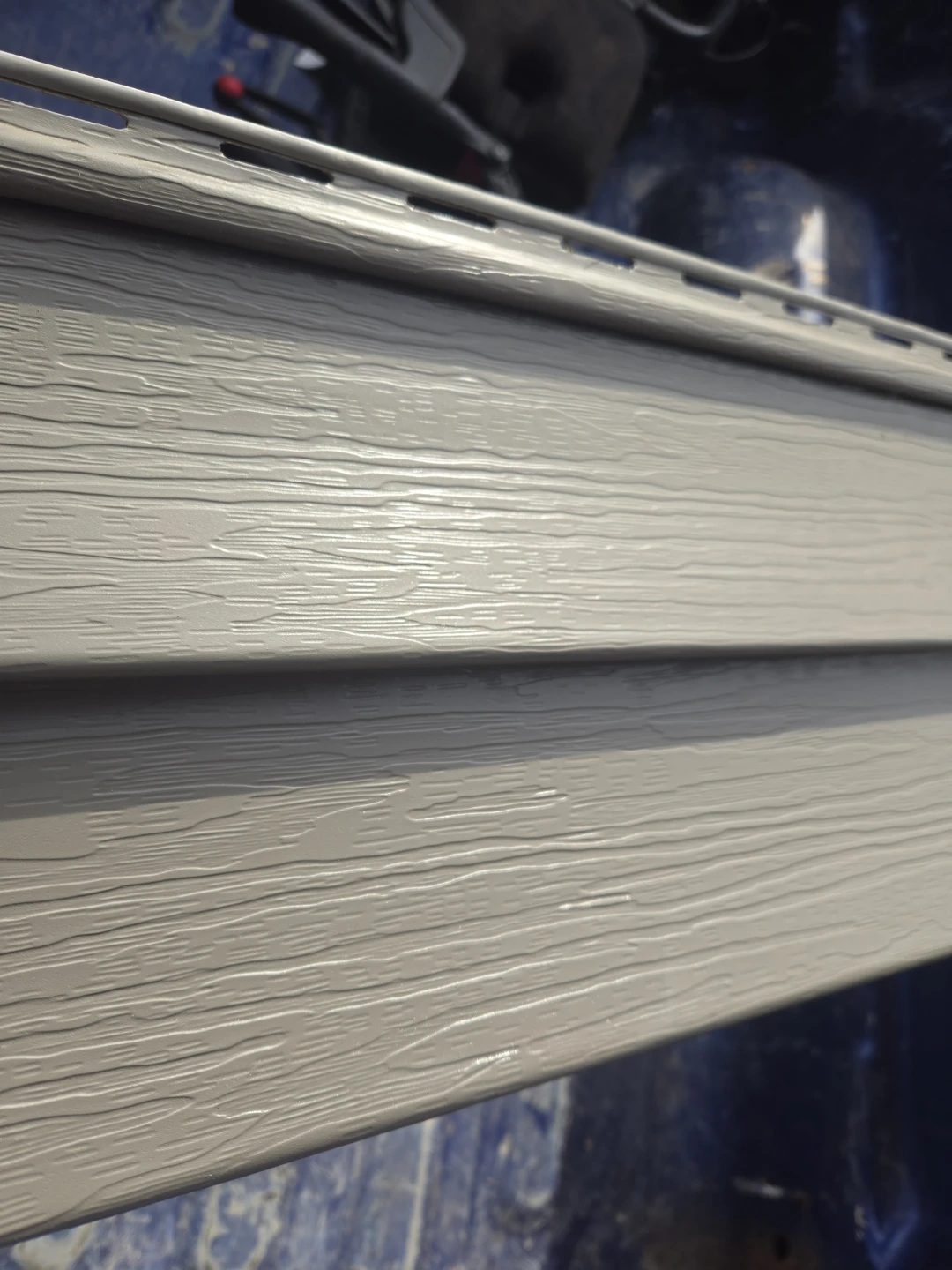 13 vinyl siding pieces (each 12' 5")