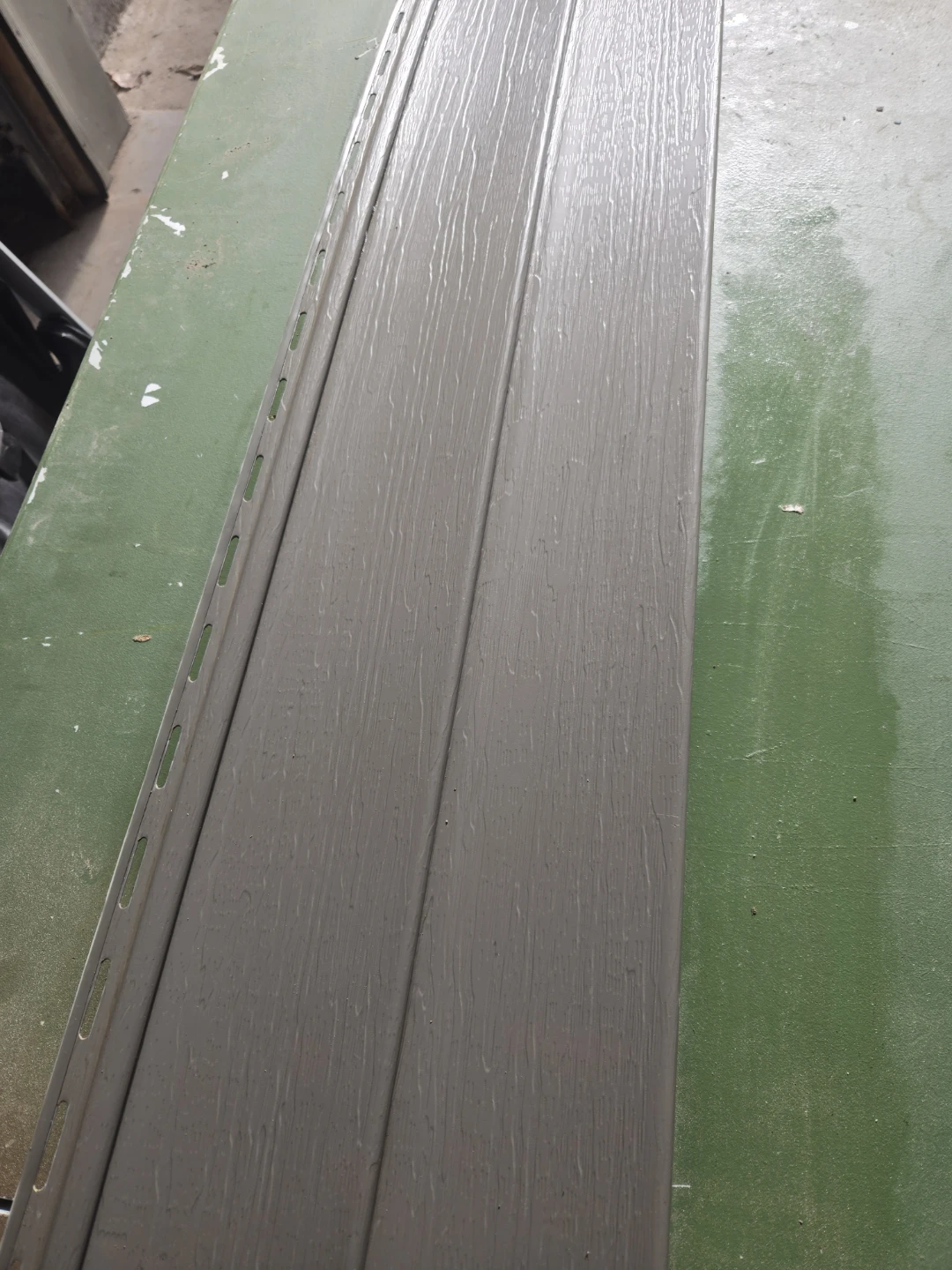 13 vinyl siding pieces (each 12' 5") - photo 2