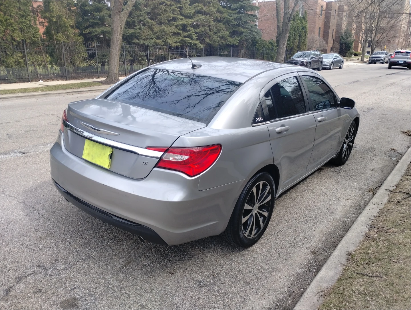 2013 Chrysler 200 S - photo 3