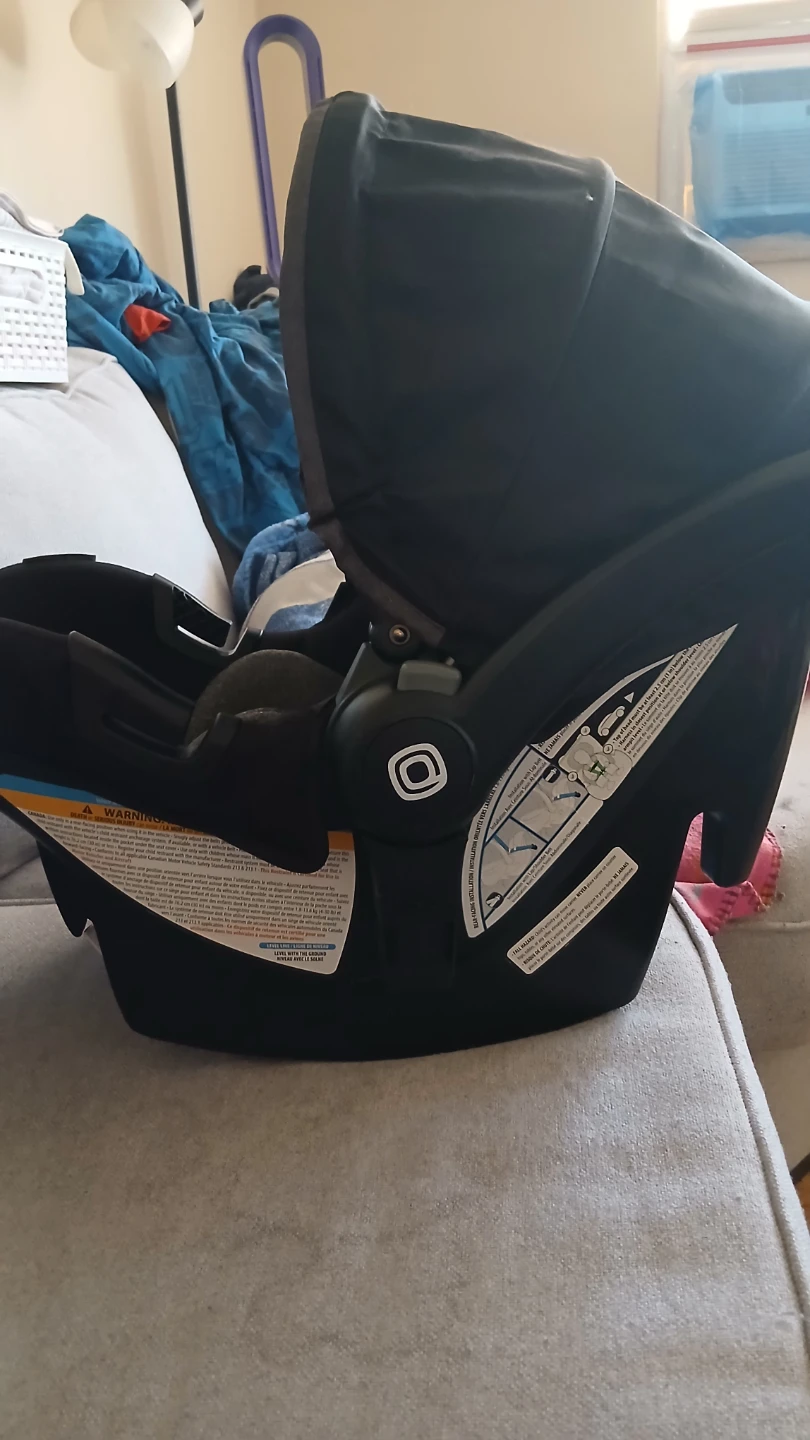 Graco Infant Car Seat - photo 2