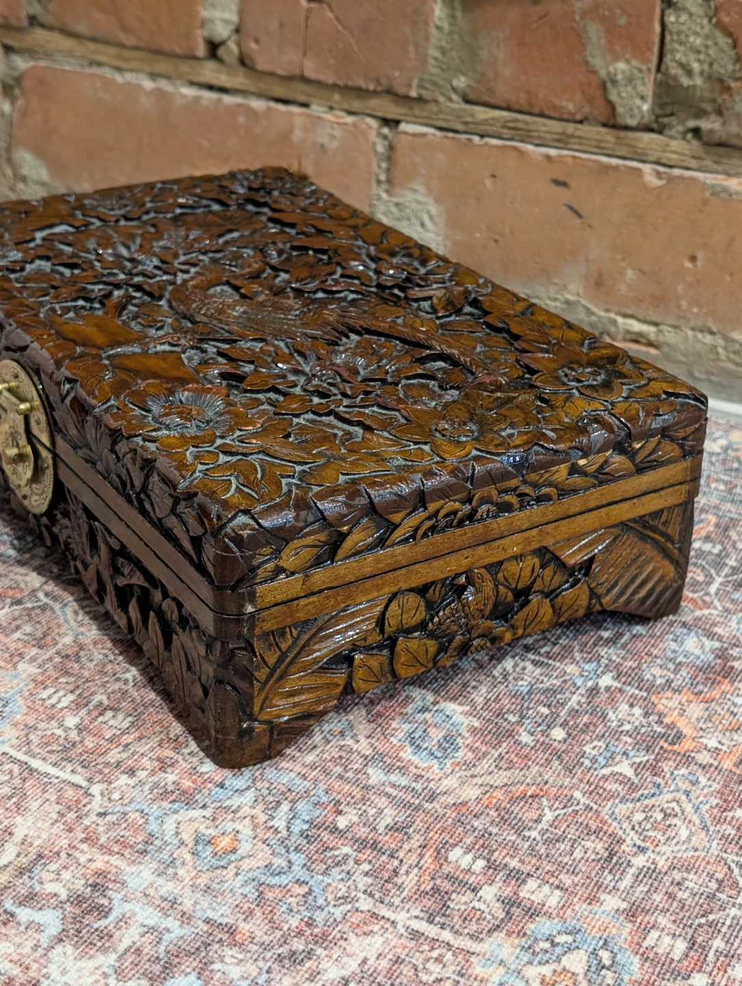 Vintage 1960's Chinese camphor hand carved jewelry trinket box - photo 4