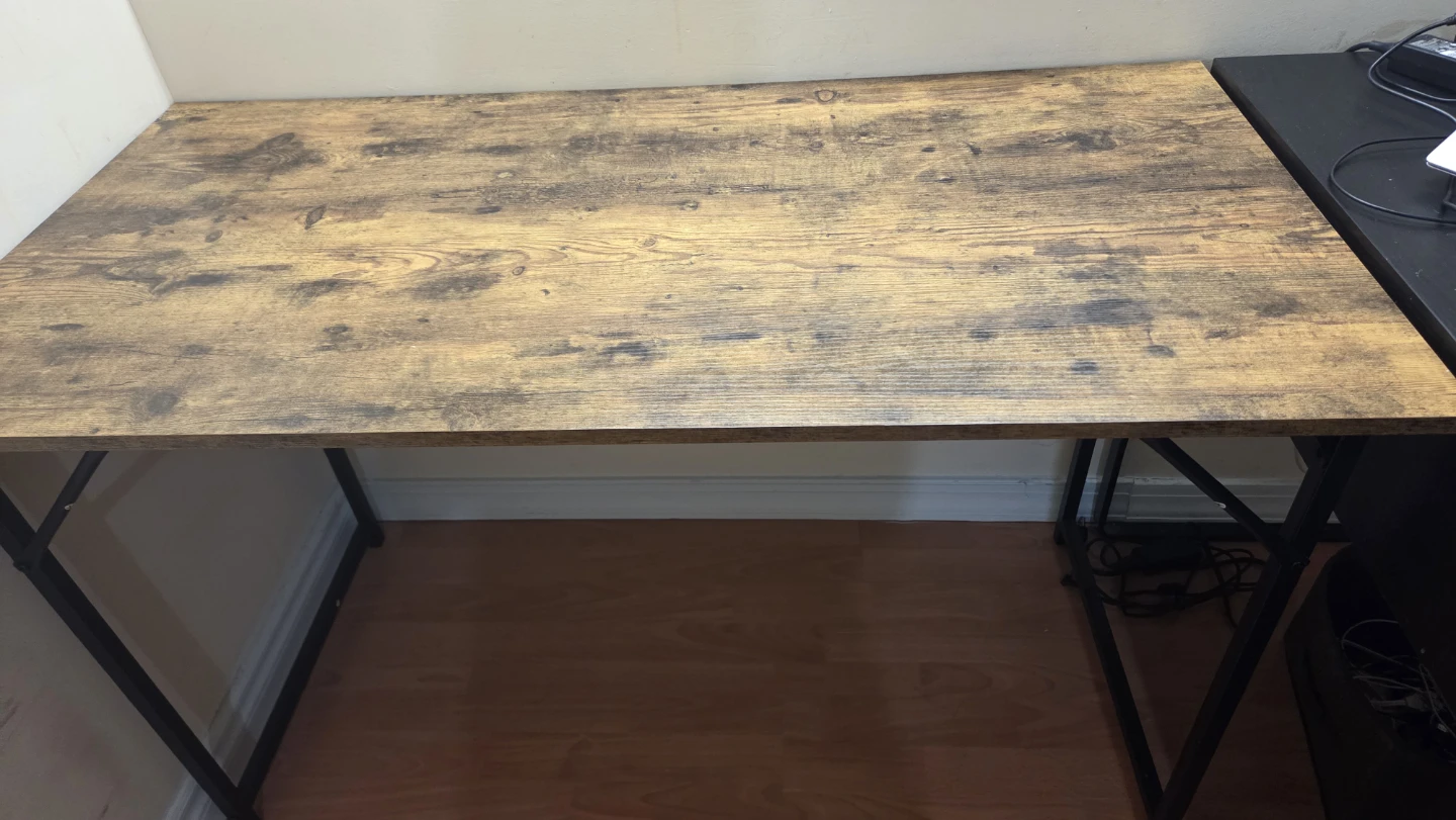 Rustic Wood Grain Desk - photo 3