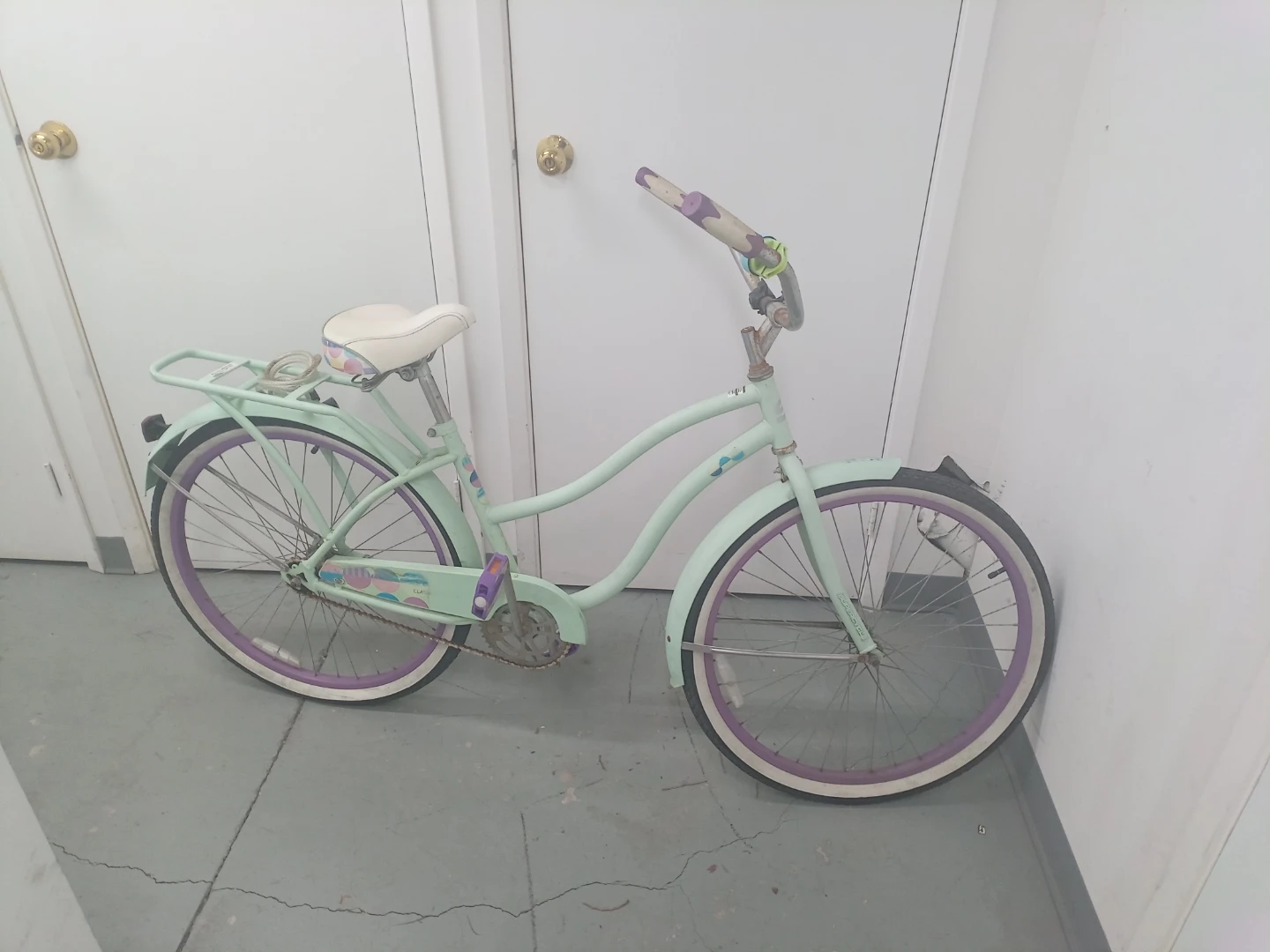 Mint Green Cruiser Bicycle