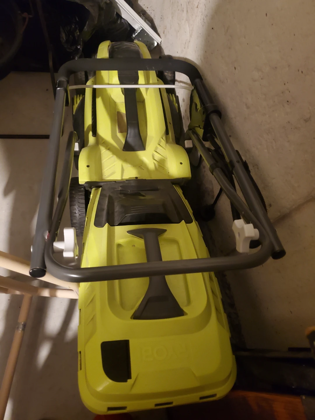Ryobi 13 in. Electric Lawn Mower RYAC130 - photo 3