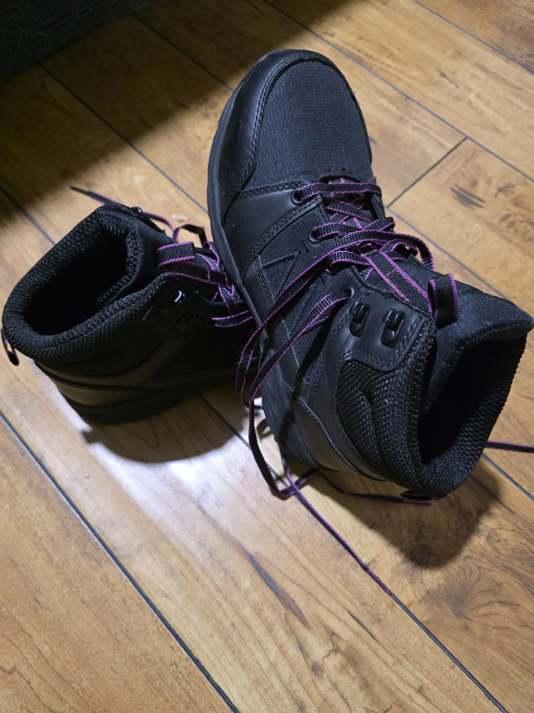 Black Work safety Boots with Purple Laces