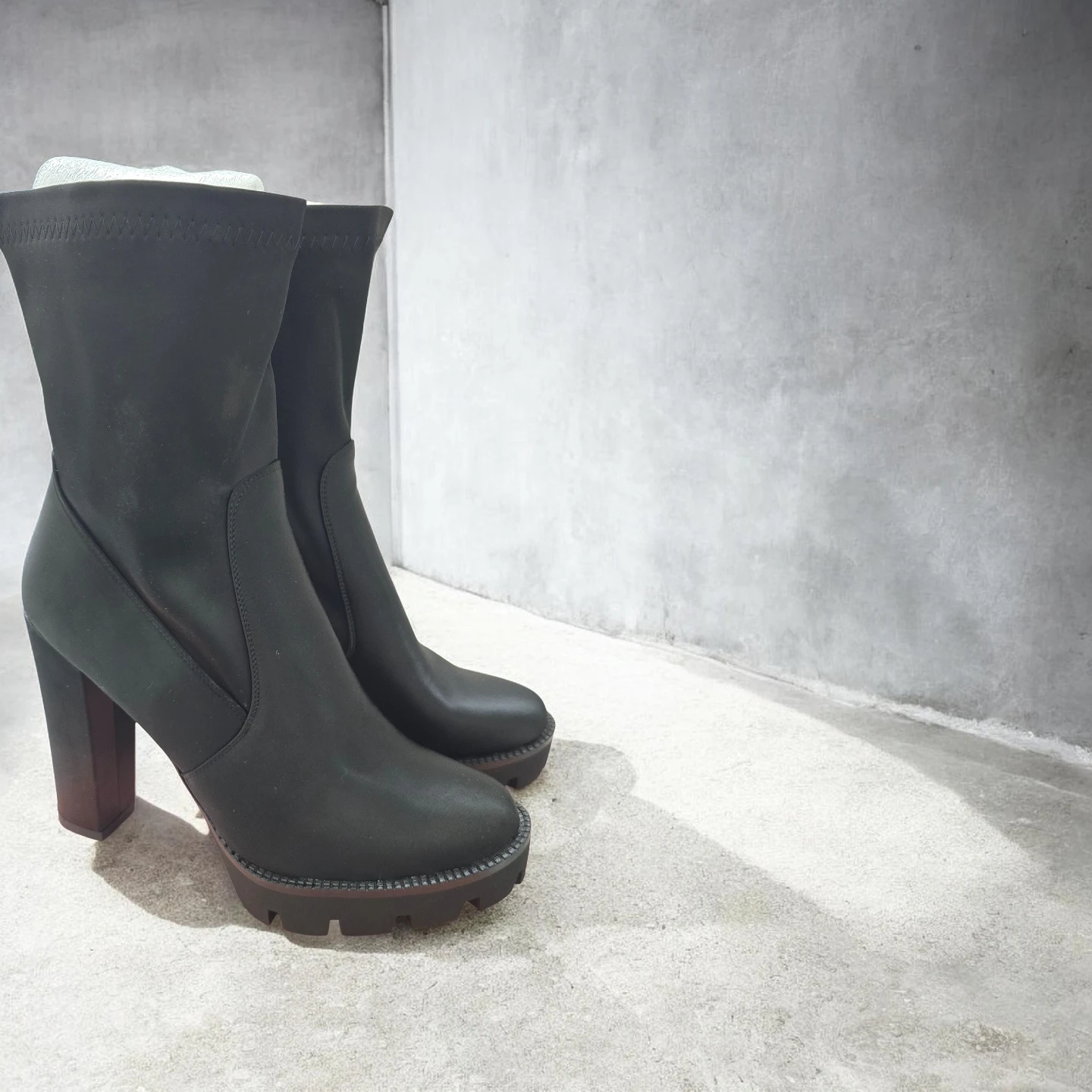 Brand new Women's Satin Black Chunky Boots sale - photo 4