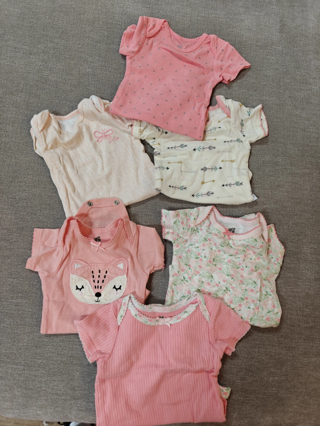 5 Baby Girl Bodysuits - Just Born, Carter's