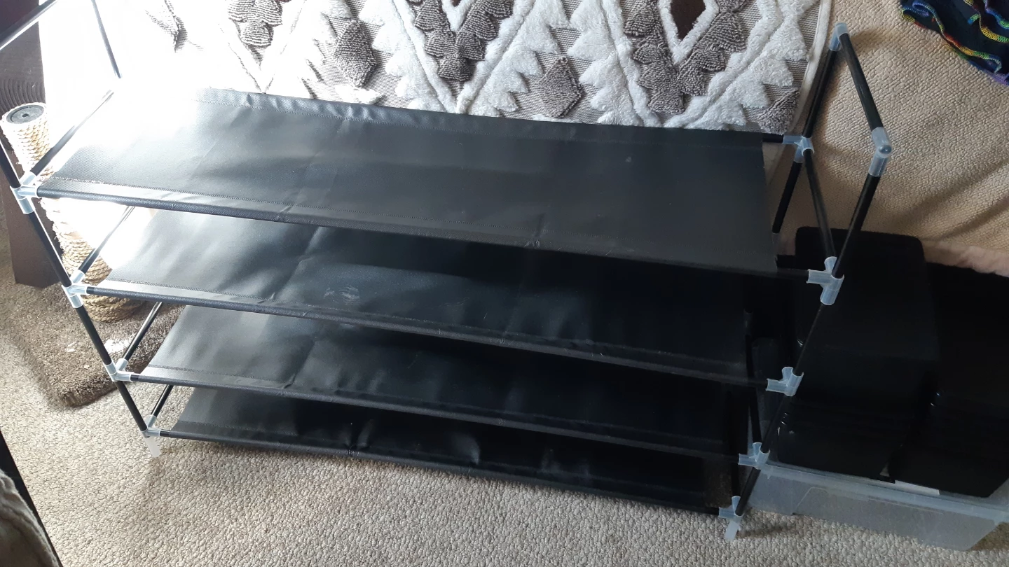Wide shoe rack