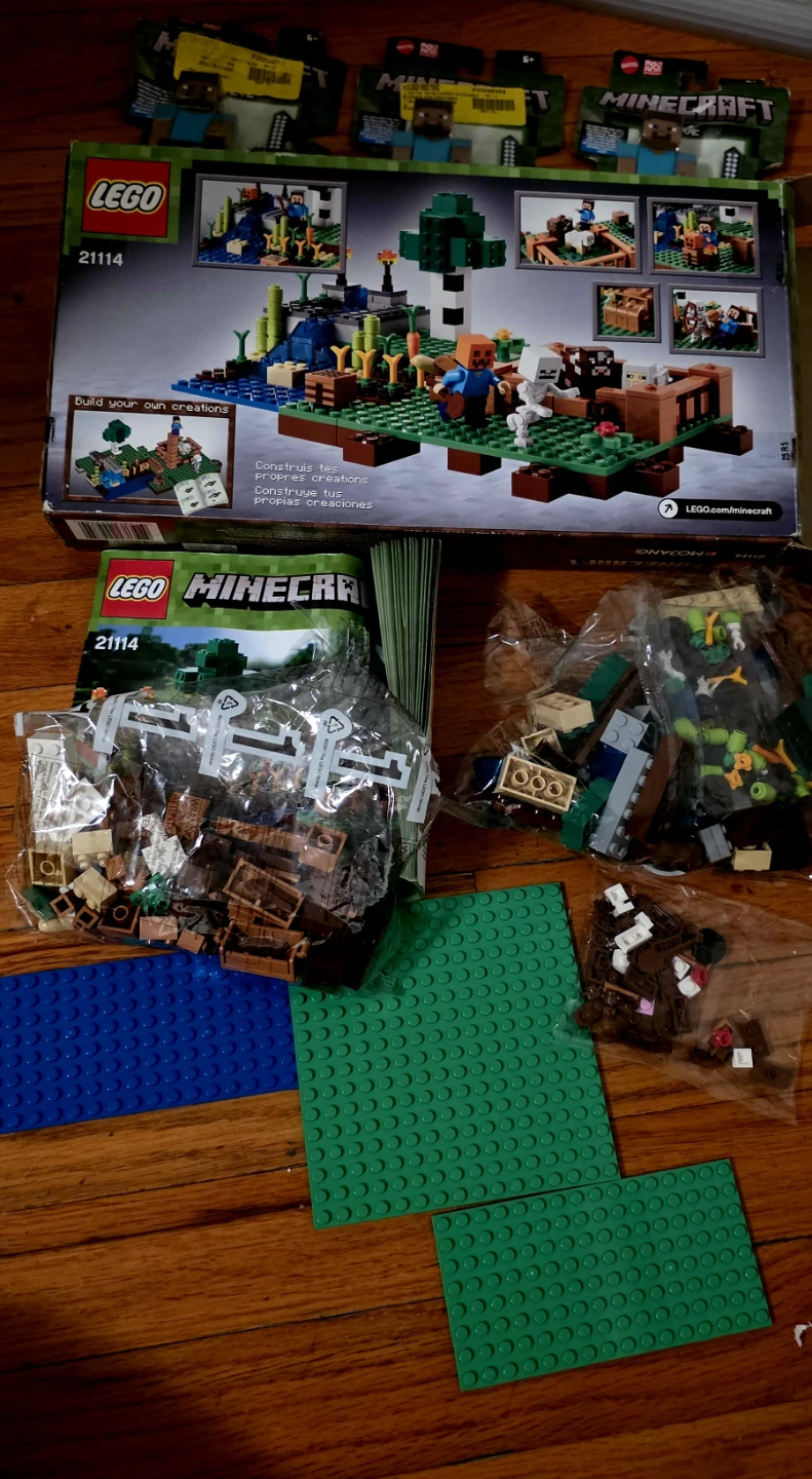 LEGO Minecraft The Farm Building Set 21114 - photo 2