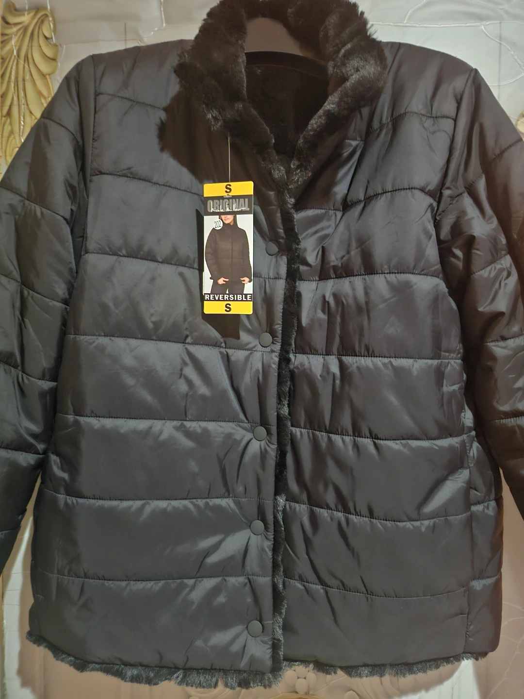 Nicole Miller Black Reversible Puffer Jacket - Size S - photo 3