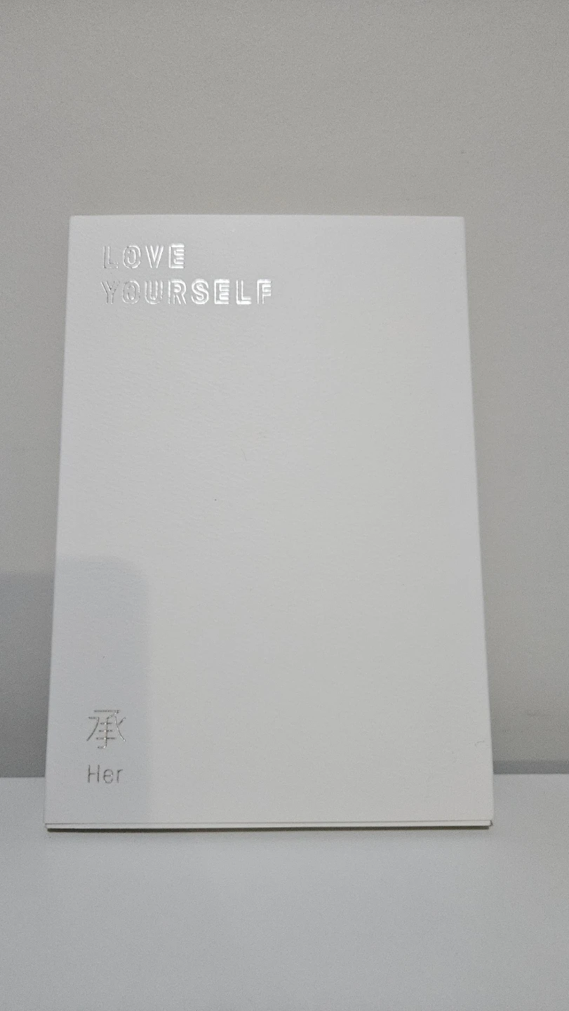 BTS Love Yourself 'Her' Album