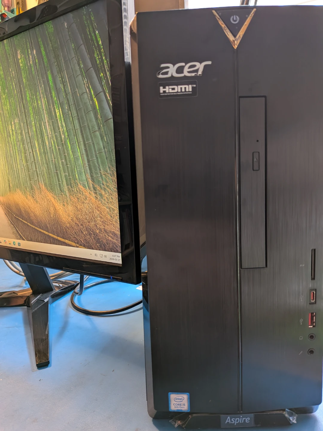 Acer i5 9th gen Desktop PC with monitor, SSD, Wifi - photo 2