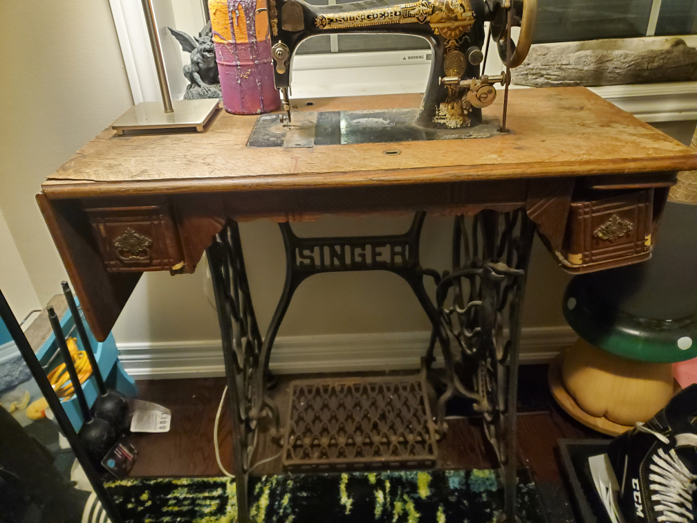 Antique  - Wooden Singer Sewing Machine Table 🥕 - photo 3