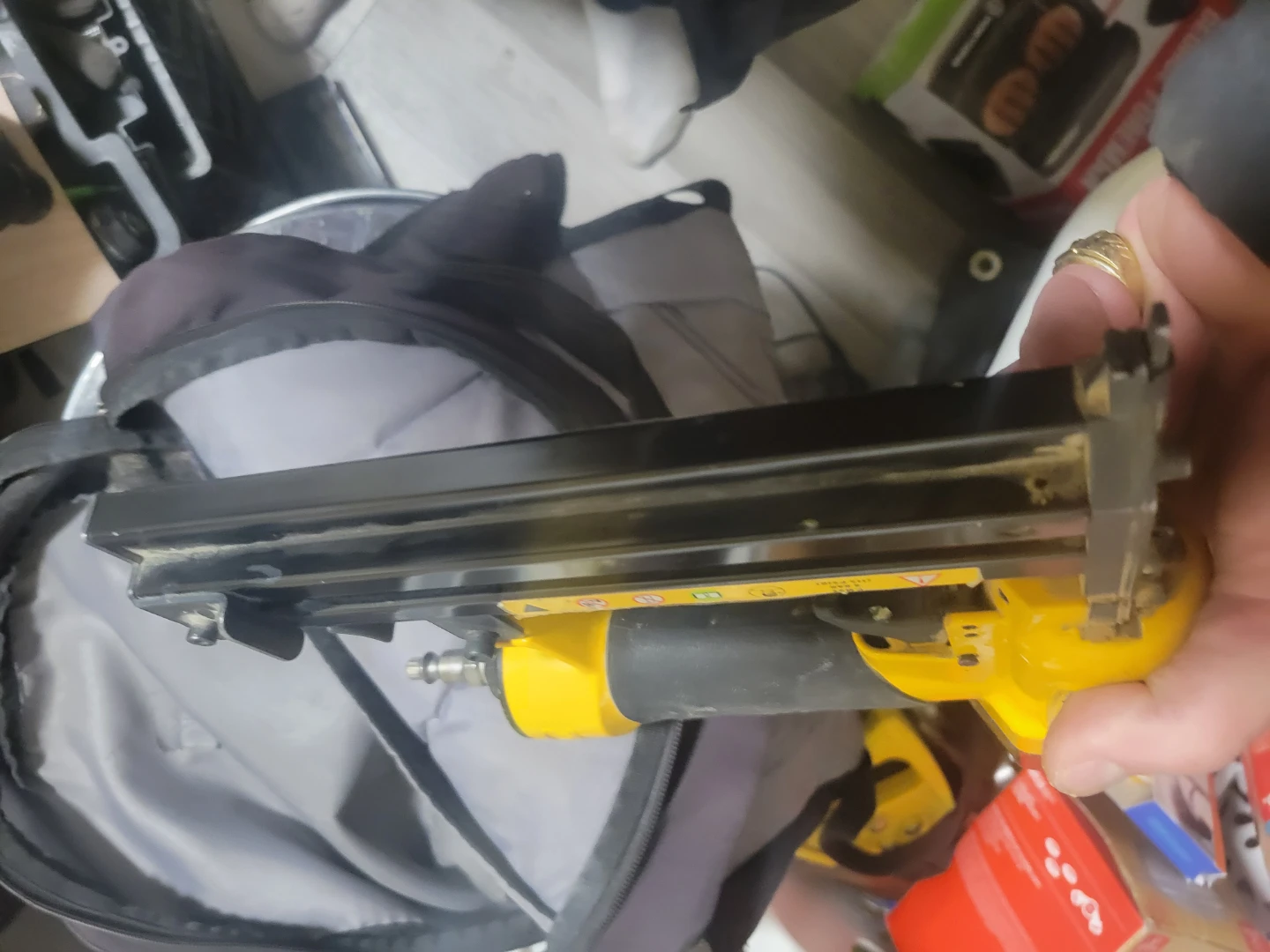 Quartet Air Nailer - photo 4