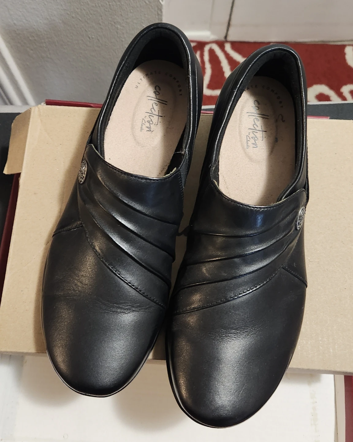 Clarks Black Leather Comfort Loafers - Women's Size 8 - photo 2