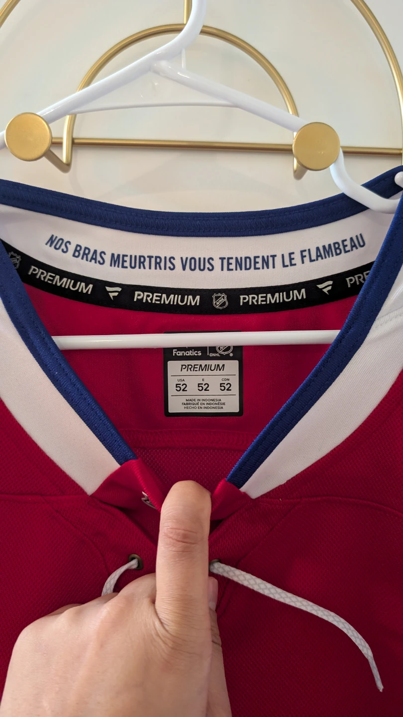 Montreal Canadiens Hockey Jersey - Size 52 - photo 3