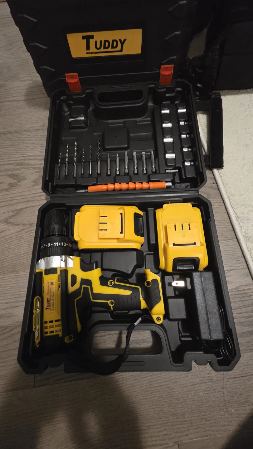 Tuddy Cordless Drill Set