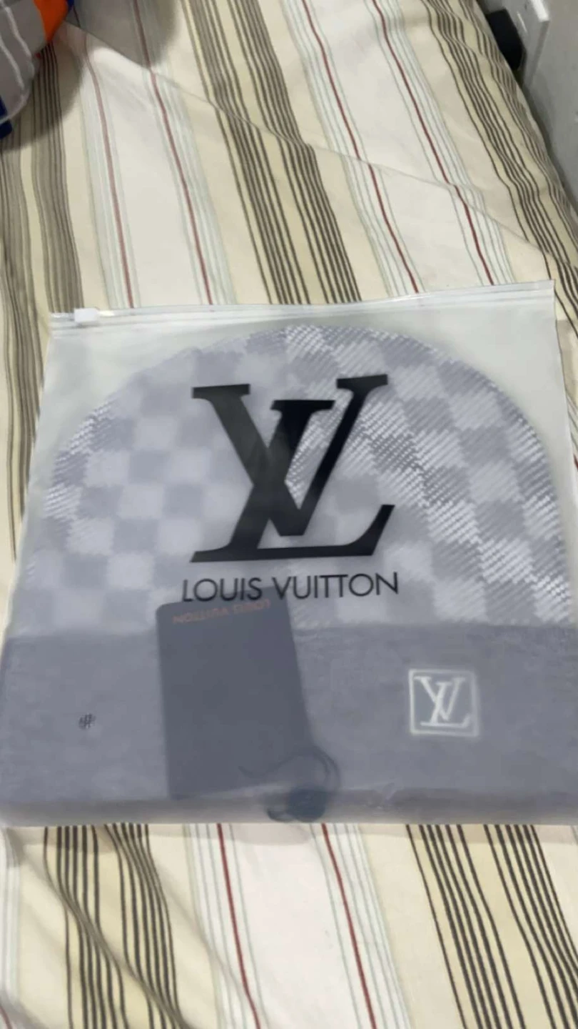 Louis Vuitton Beanie — Brand New - photo 4