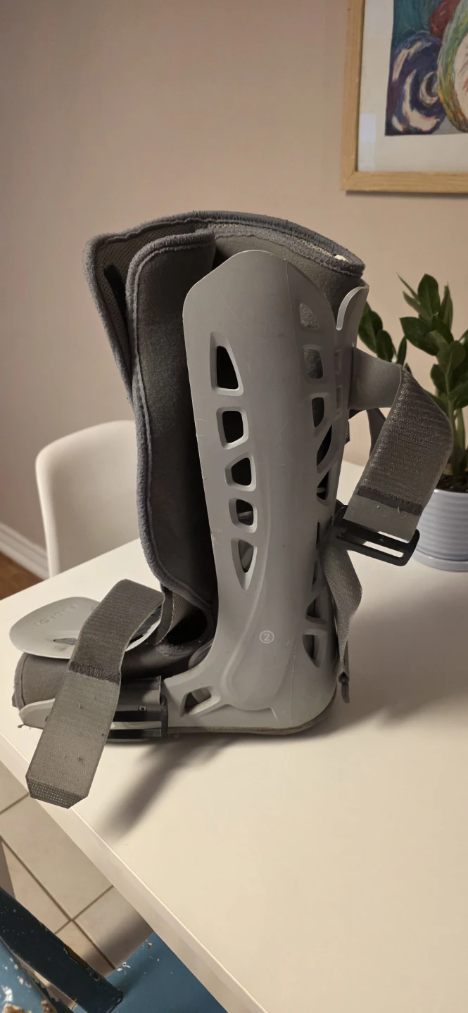 Aircast Walking Boot Size 2 - photo 2