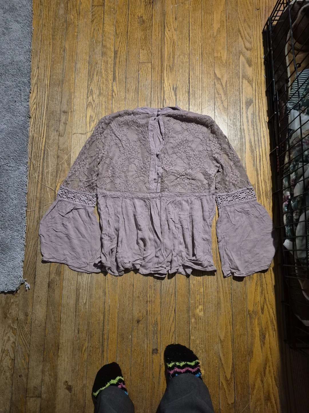 American Eagle Outfitters Lace Bell Sleeve Blouse - Small - photo 2