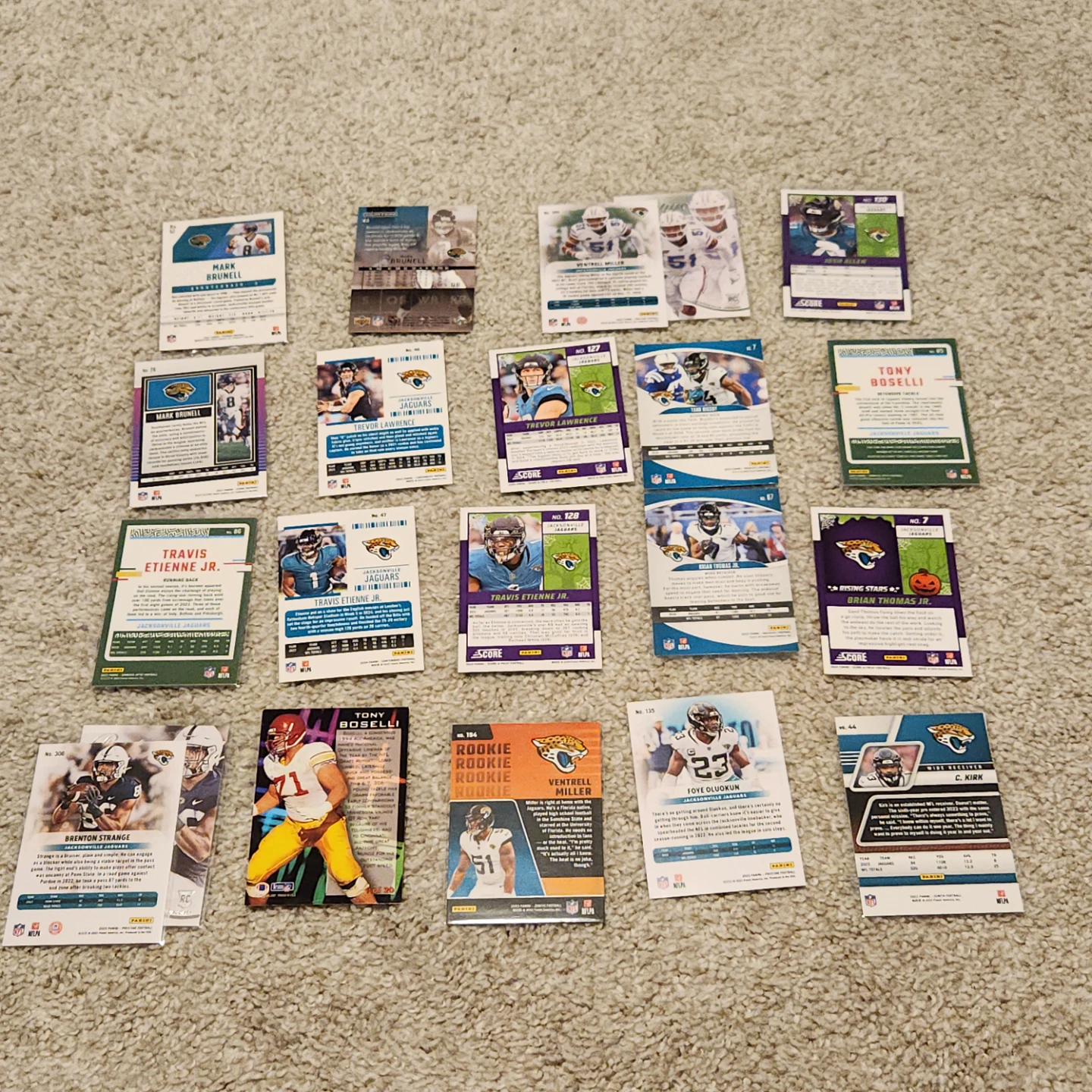 Jaguars Team Lot, 22-NFL Cards 2021 to 2024 - photo 2