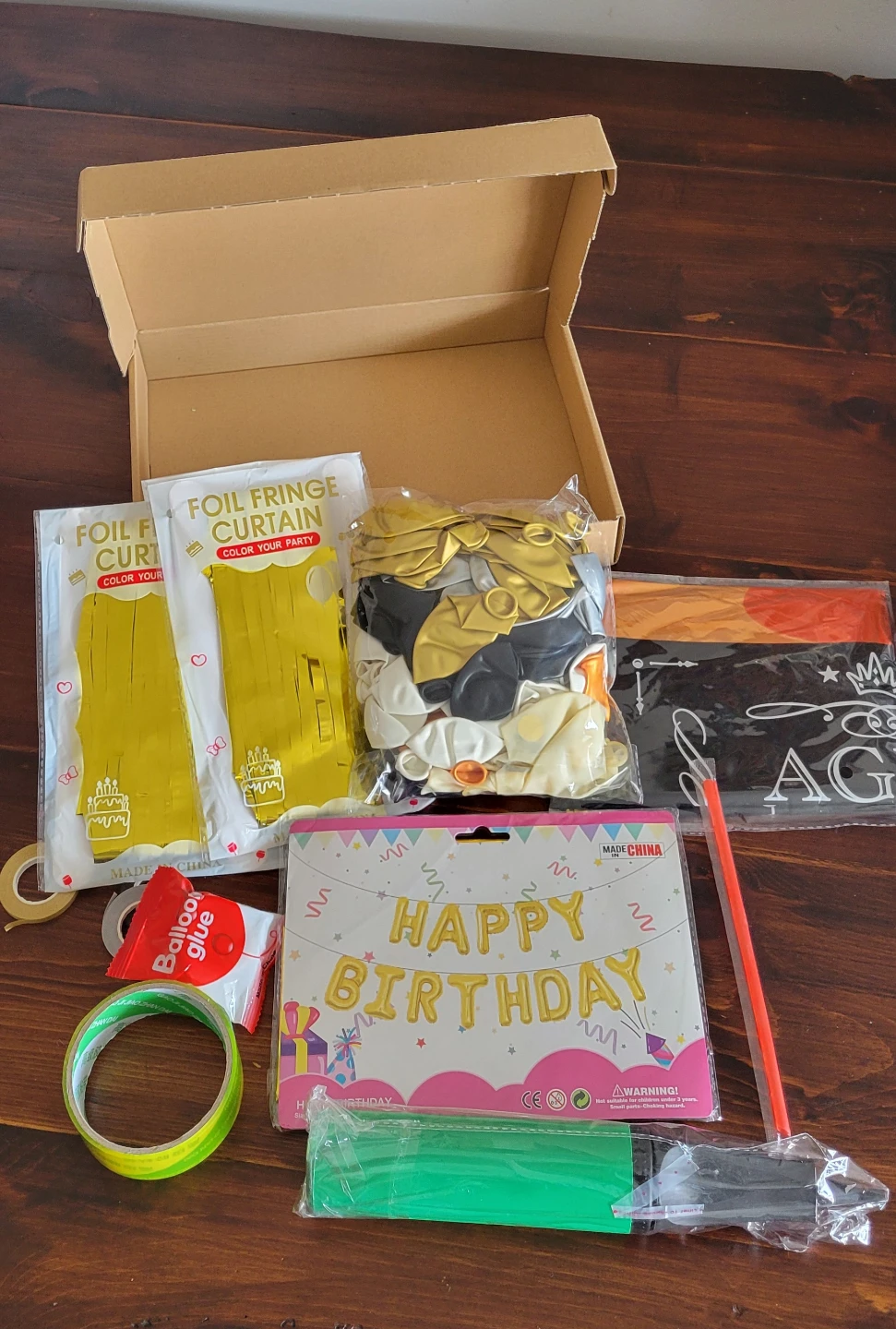 BNIB 118 PCS Black Gold Happy Birthday Party Balloon Set