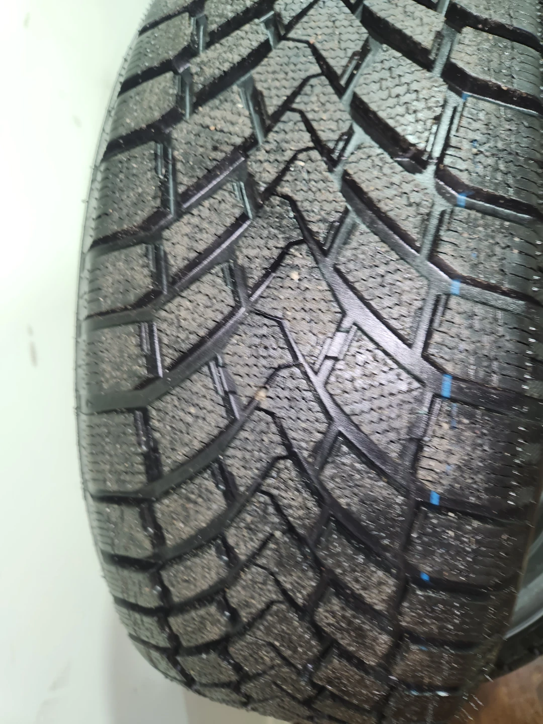 Nordman Snow Tires - Set of 4 (215/50/17) - photo 4