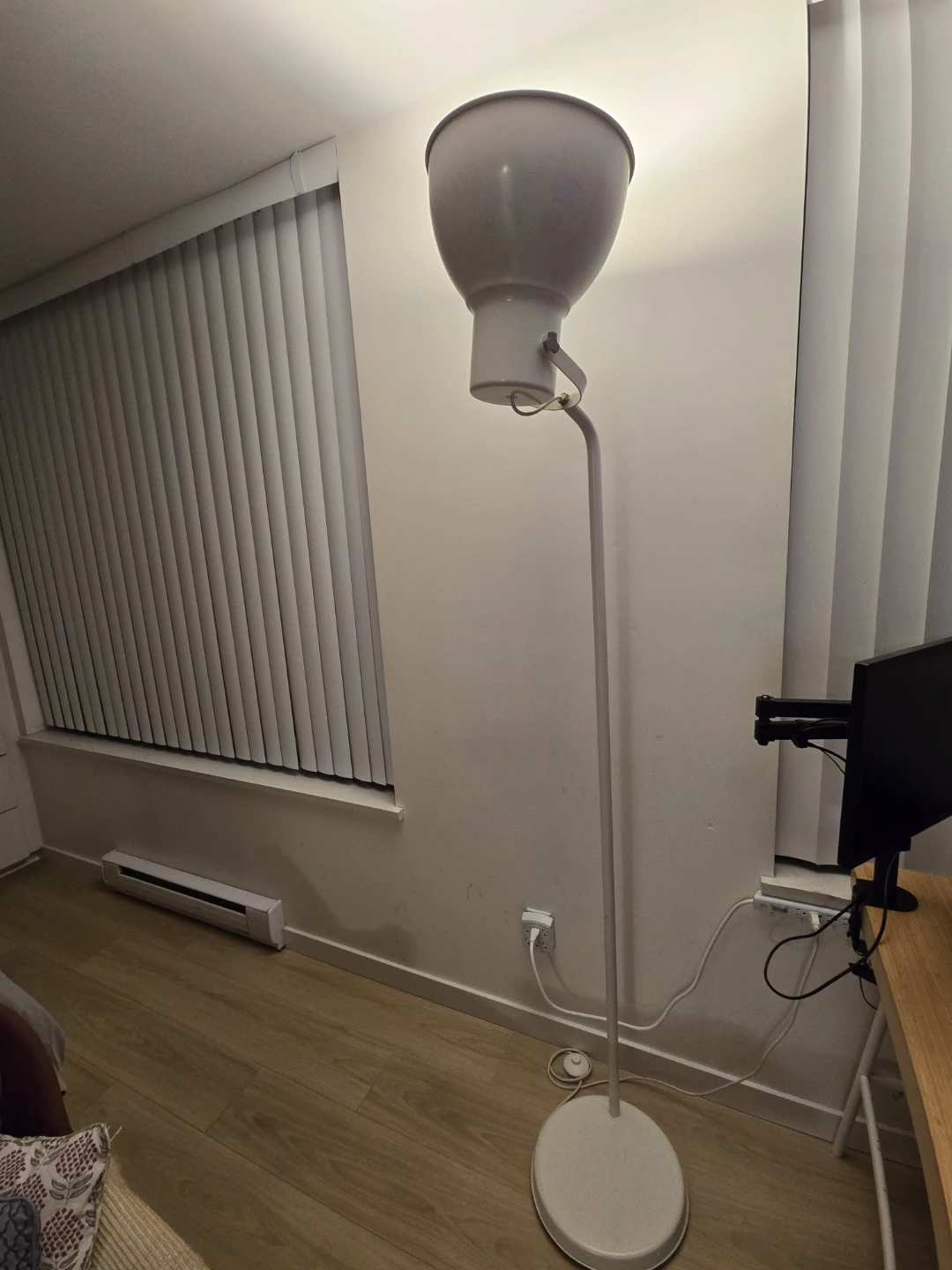 Floor Lamp with Adjustable Neck - photo 2