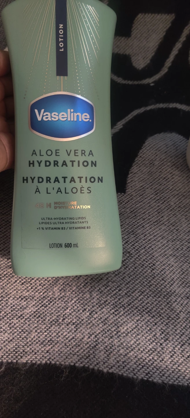 Vaseline Advanced Repair & Aloe Vera Lotions - 600mlx3 - photo 4
