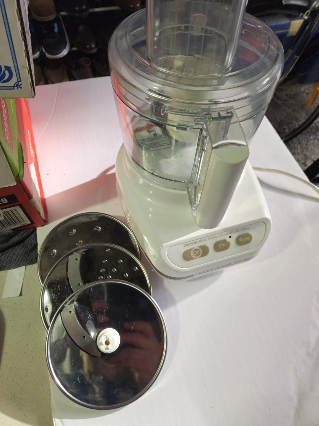 Kitchen Aid  Food Processor with Slicing Discs