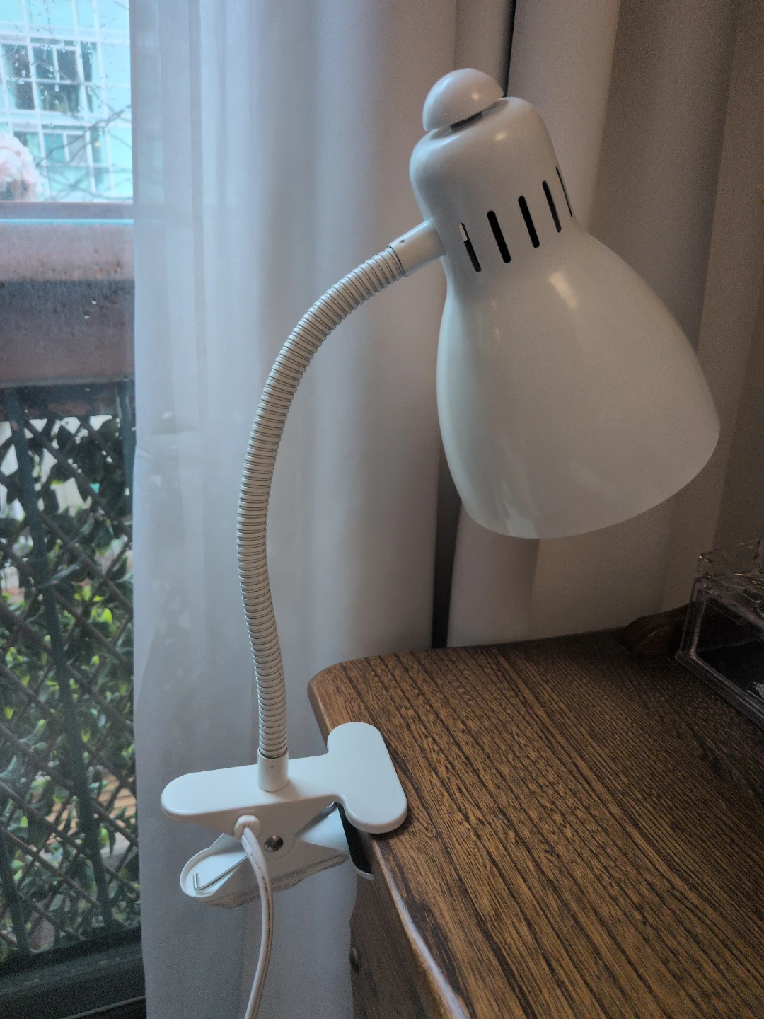 White Clip-On Desk Lamp - photo 3