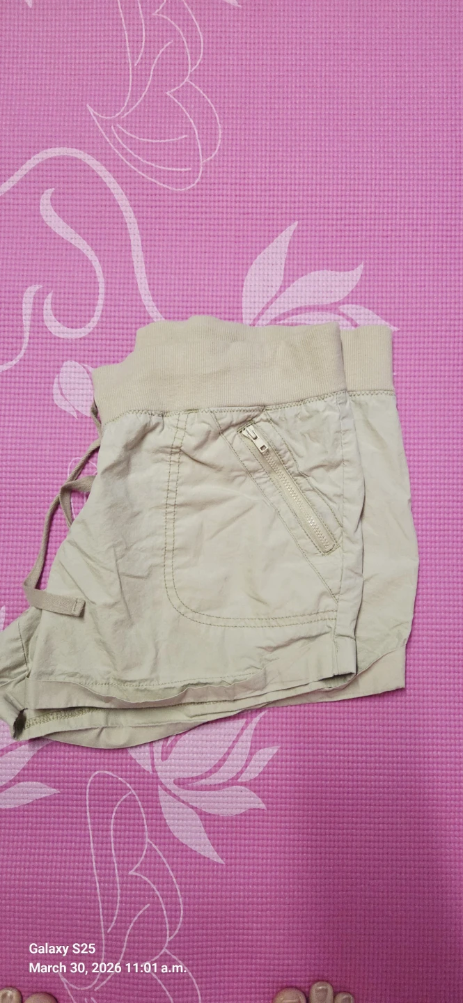 Tan Cargo Shorts with Zip Pockets - photo 3