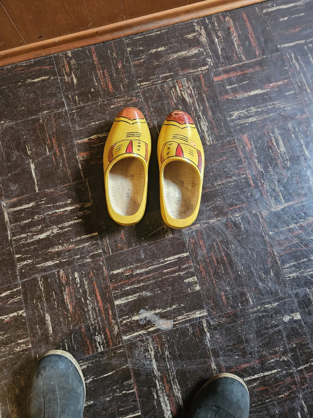 Yellow Wooden Clogs Size 29 - photo 2