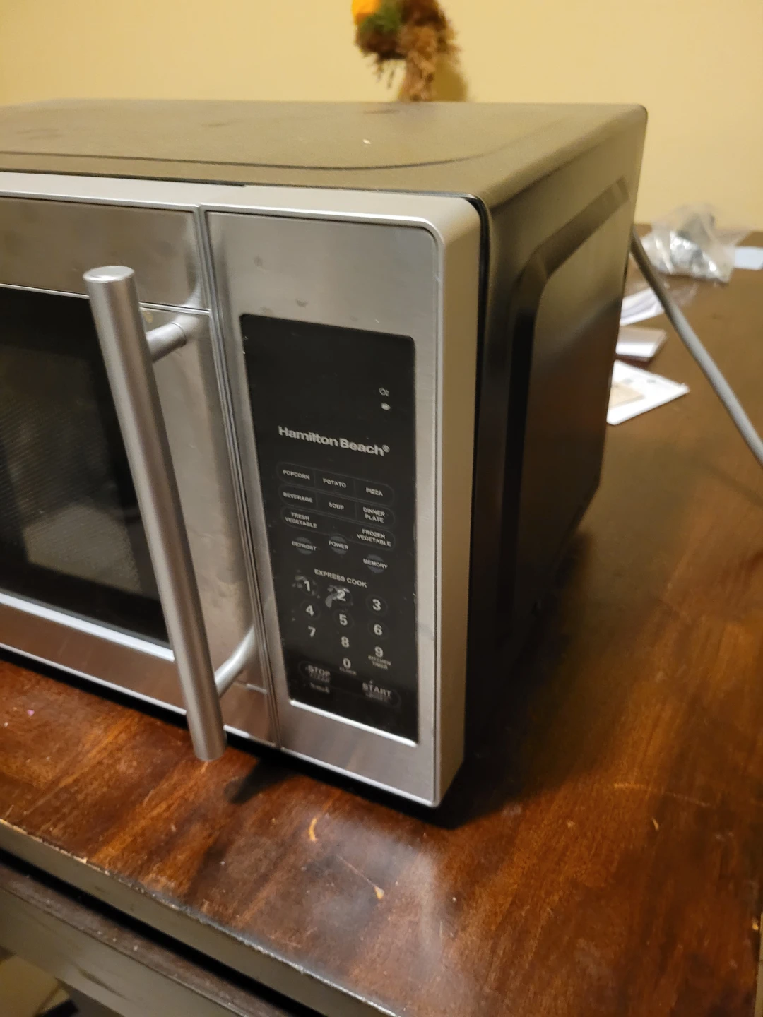 Hamilton Beach Microwave - photo 4