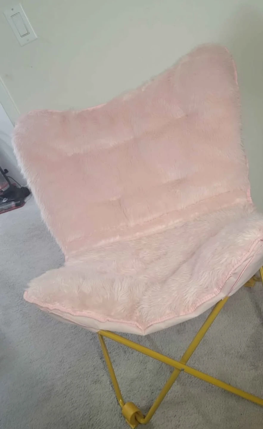Mongolian Faux Fur Butterfly Chair (Blush Pink)