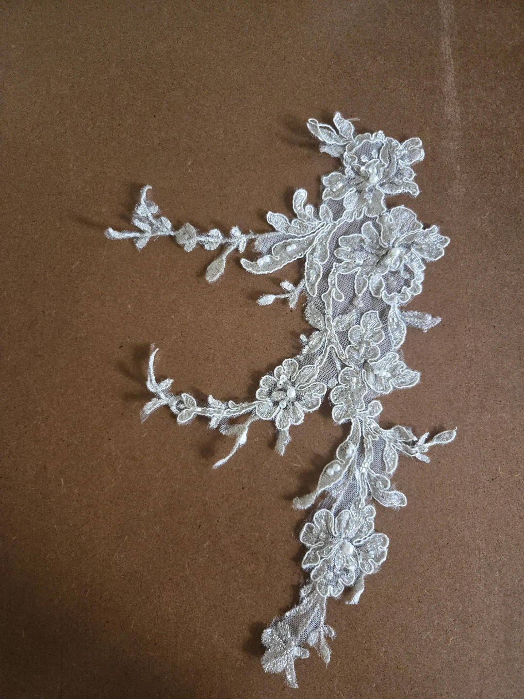 White Lace Floral Applique with Pearls and Beads - photo 2