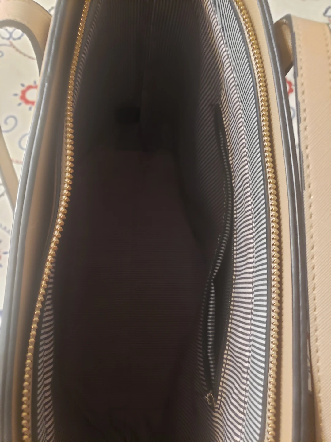 Tan Faux Leather Tote Bag with Bee Accent - photo 2