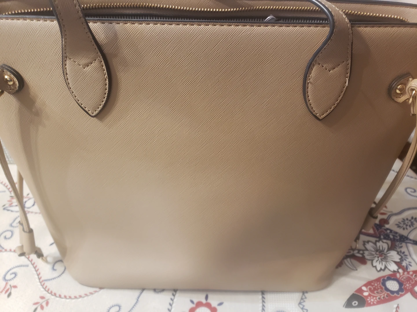 Tan Faux Leather Tote Bag with Bee Accent - photo 5