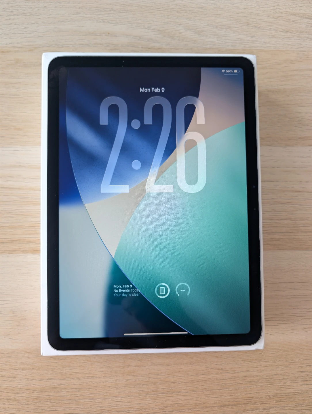 iPad Air M3 (256GB, Wi-Fi) – Under Warranty - photo 2