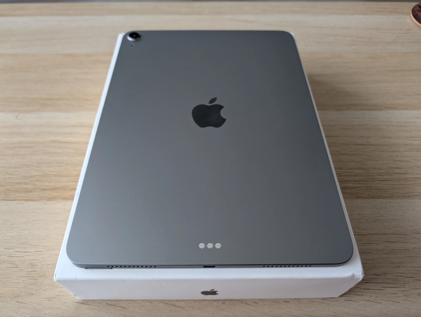 iPad Air M3 (256GB, Wi-Fi) – Under Warranty - photo 4