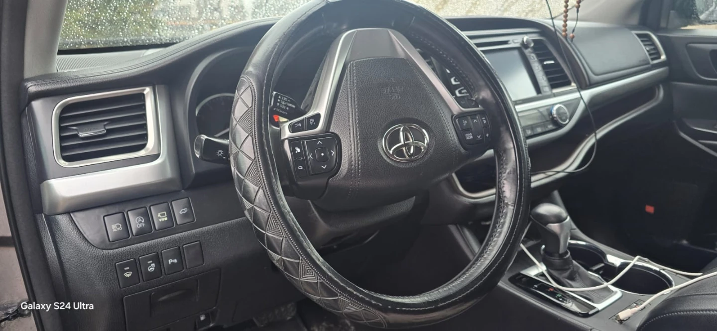 Toyota Highlander - photo 3