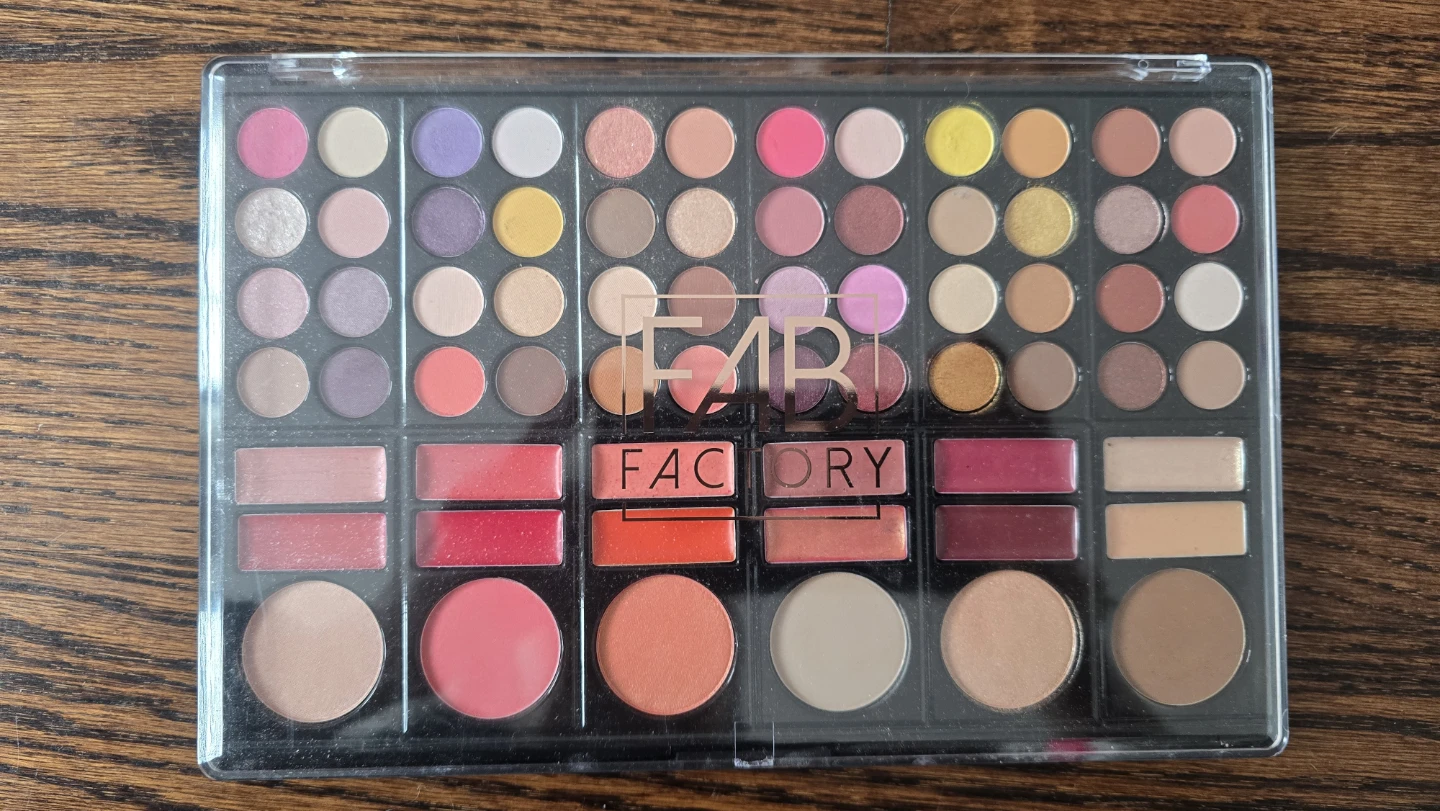 Hard Candy Baked Glow Trio & FAB Factory Eyeshadow Palette - photo 2