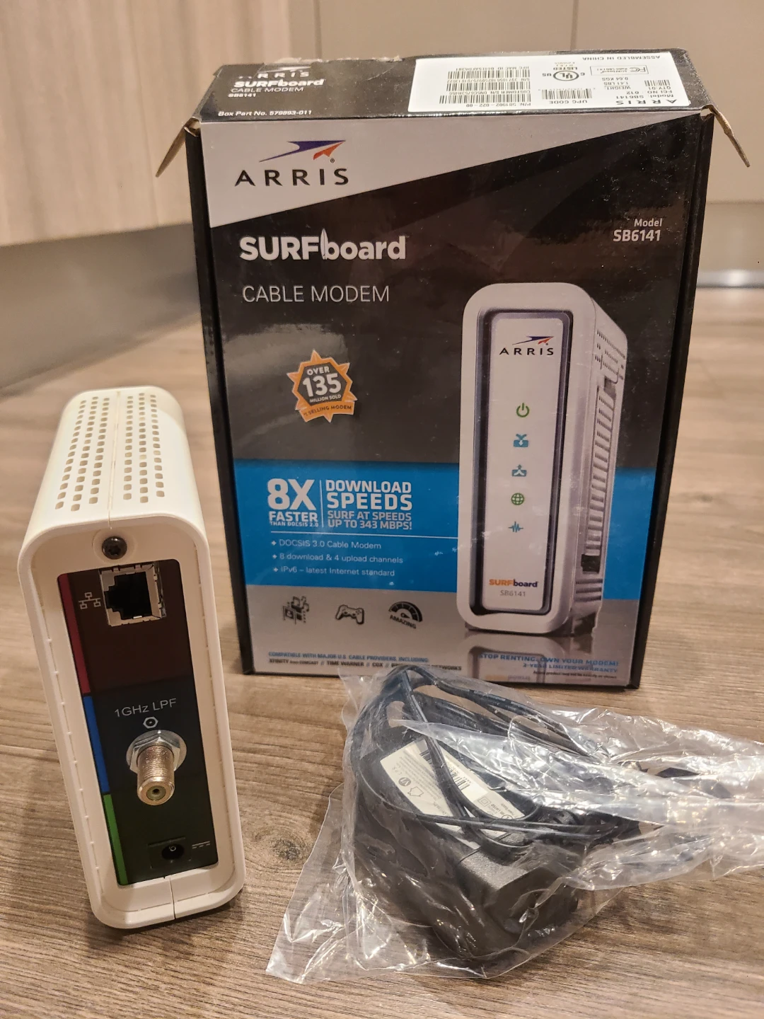 Arris SURFboard SB6141 Cable Modem - photo 3