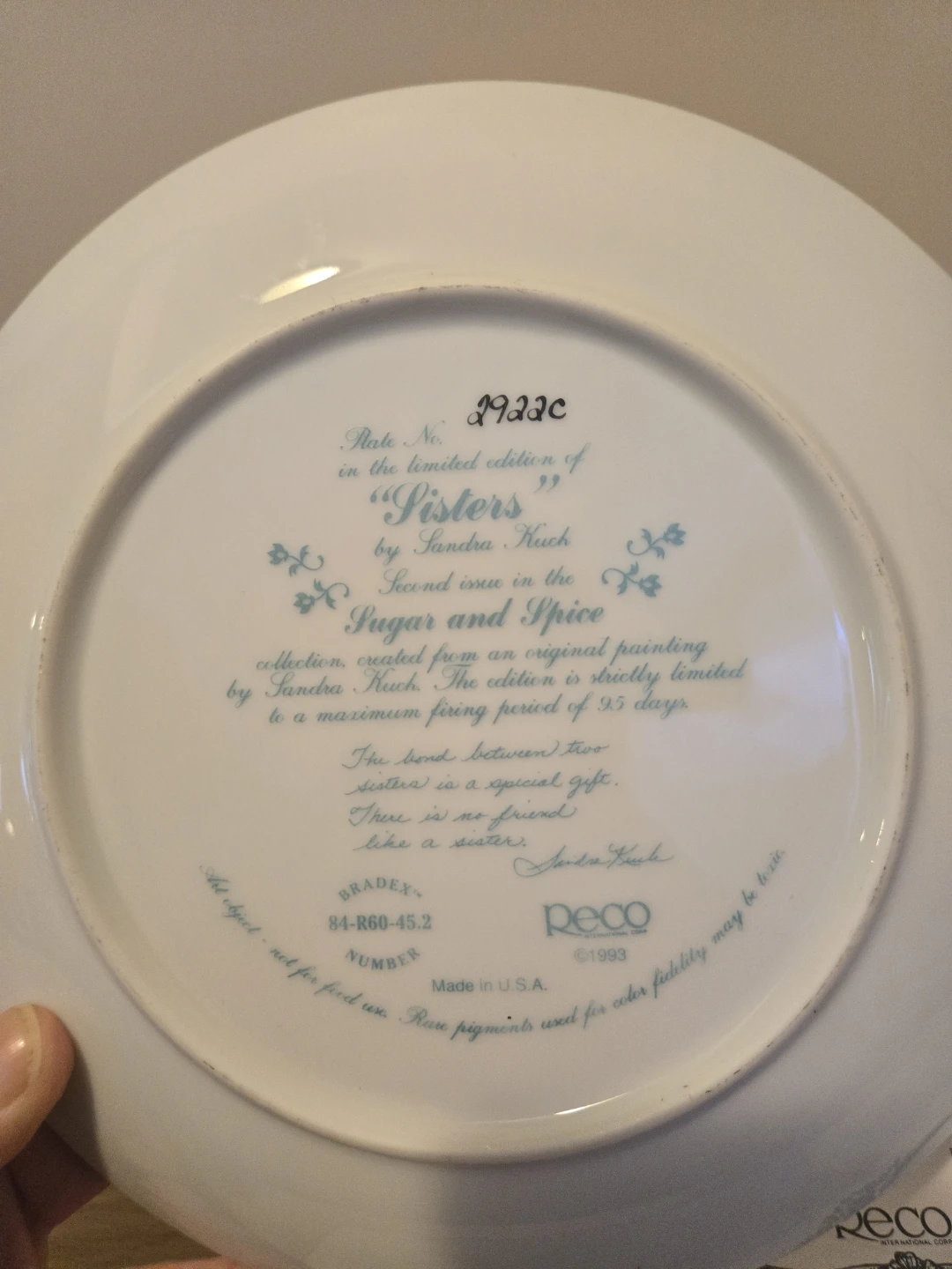 Sandra Kuck Sisters Collector Plate - photo 2