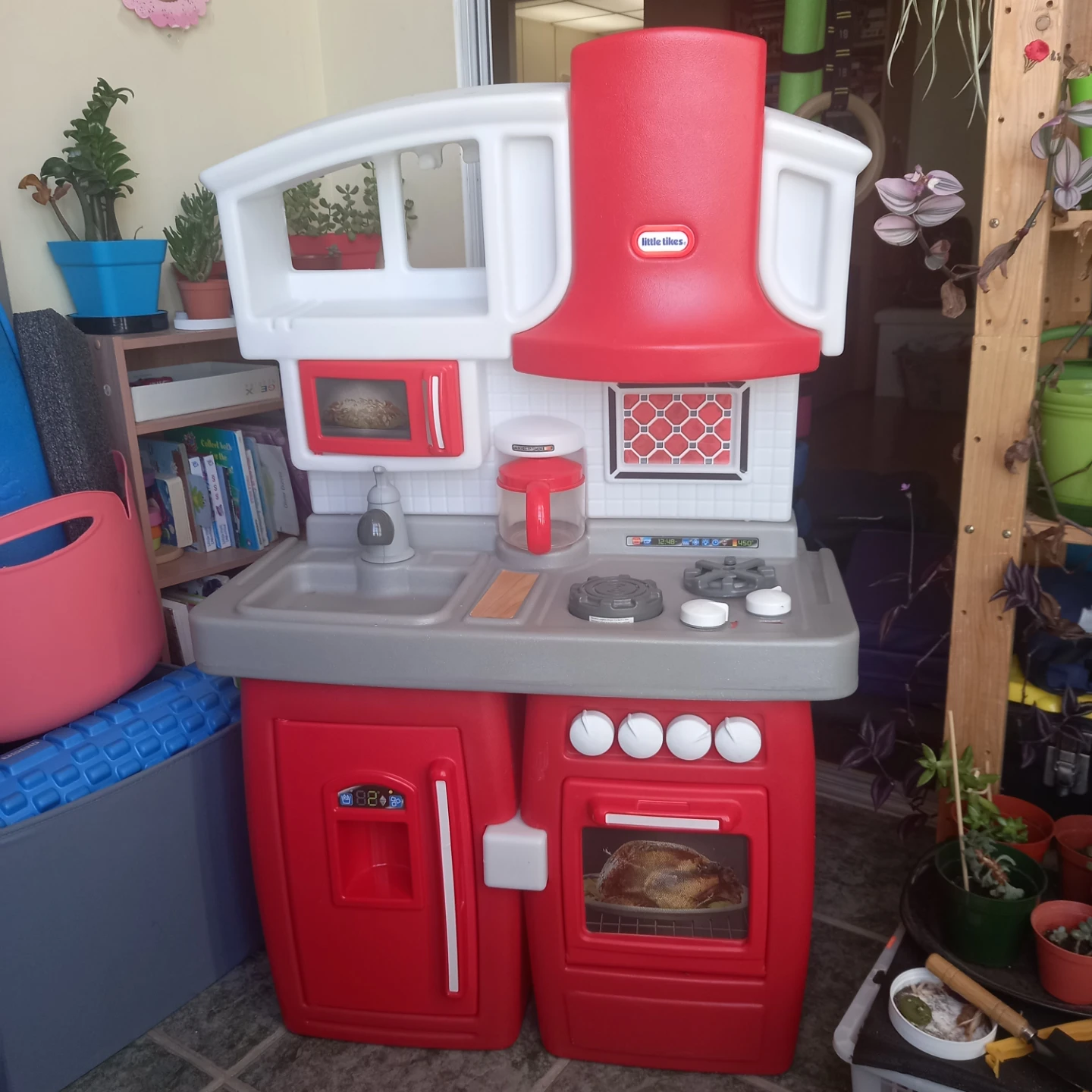 Little Tikes Super Chef Kitchen